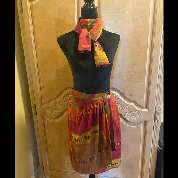 Max Mara multi color silk skirt, wrap style with extra wide belt or scarf. - Picture 5 of 6
